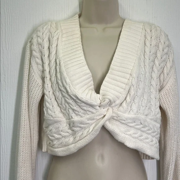 Free People - Emilie Whisper White Twisted Front Cable Knit Crop Sweater Size M - Picture 6 of 10